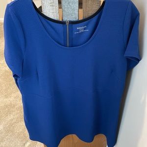 Motherhood Maternity Textured Peplum Short Sleeve Top, XL, Back Zip, Blue